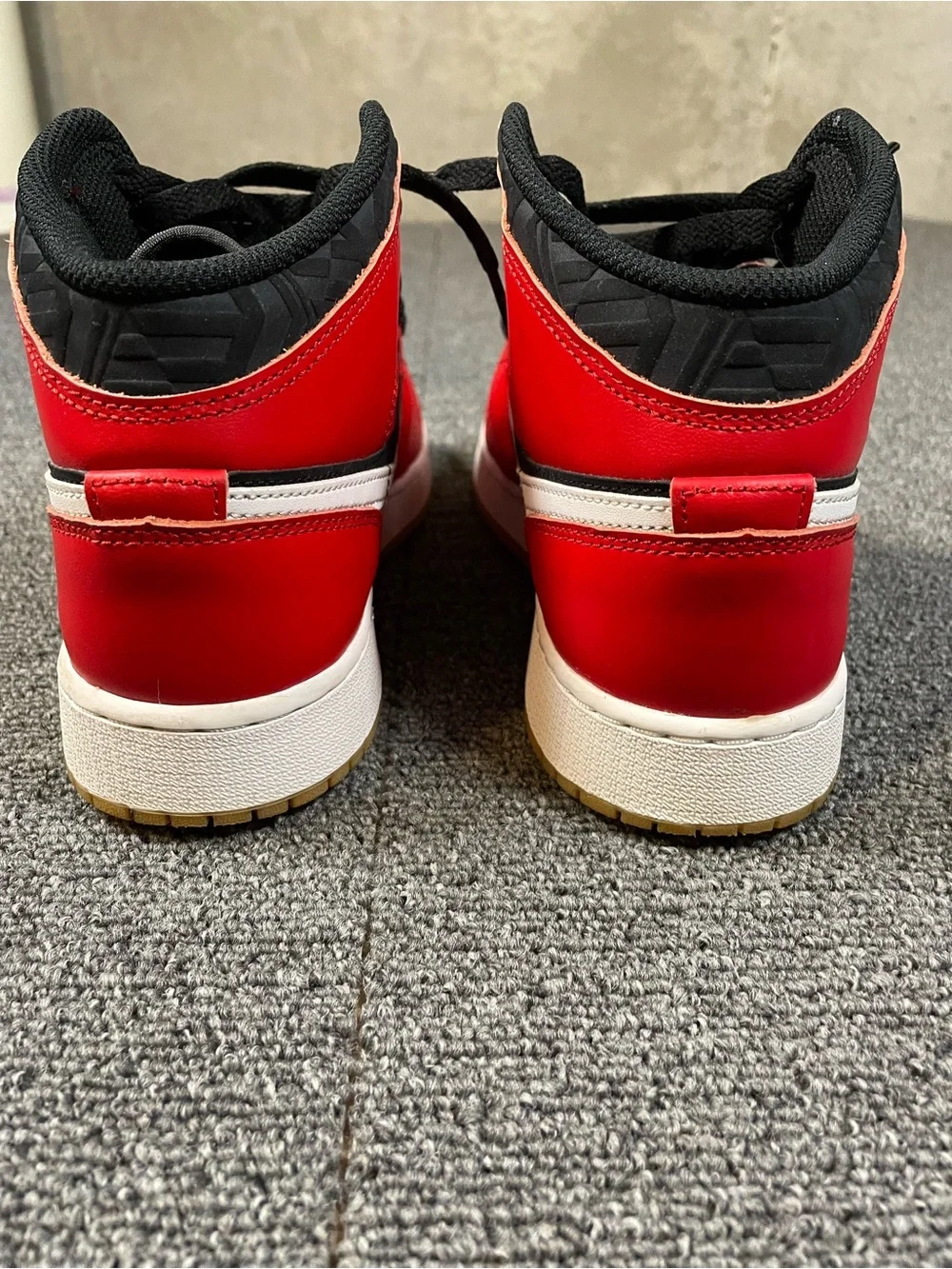 Nike Air Jordan Kids High-Top Sneakers - clean - 6Y